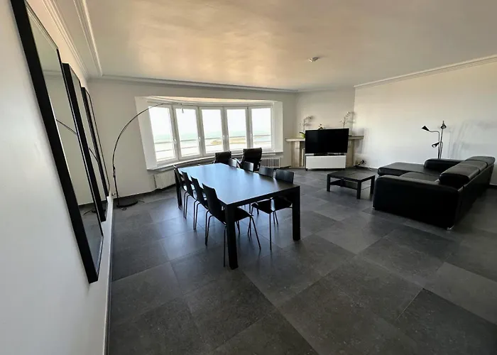 شقة Zeezicht Majestic 6 *